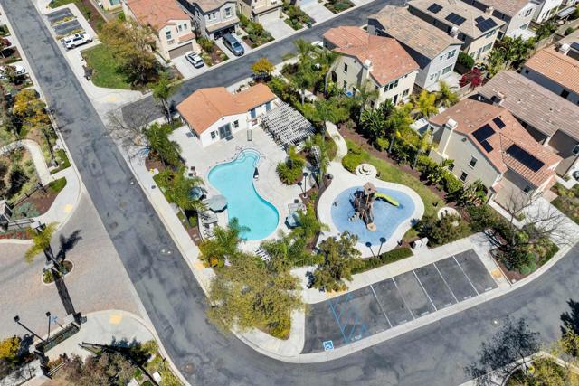 1132 Cherry Tree Lane, Vista CA: https://media.crmls.org/mediaz/4cc1ead7-2044-4d74-8e3b-3ea02d8c017e.jpg