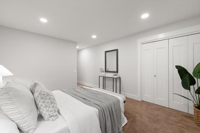 21 Valley Oak Street, Portola Valley CA: https://media.crmls.org/mediaz/4cc2985e-2242-456a-b708-63d494a316ba.jpg