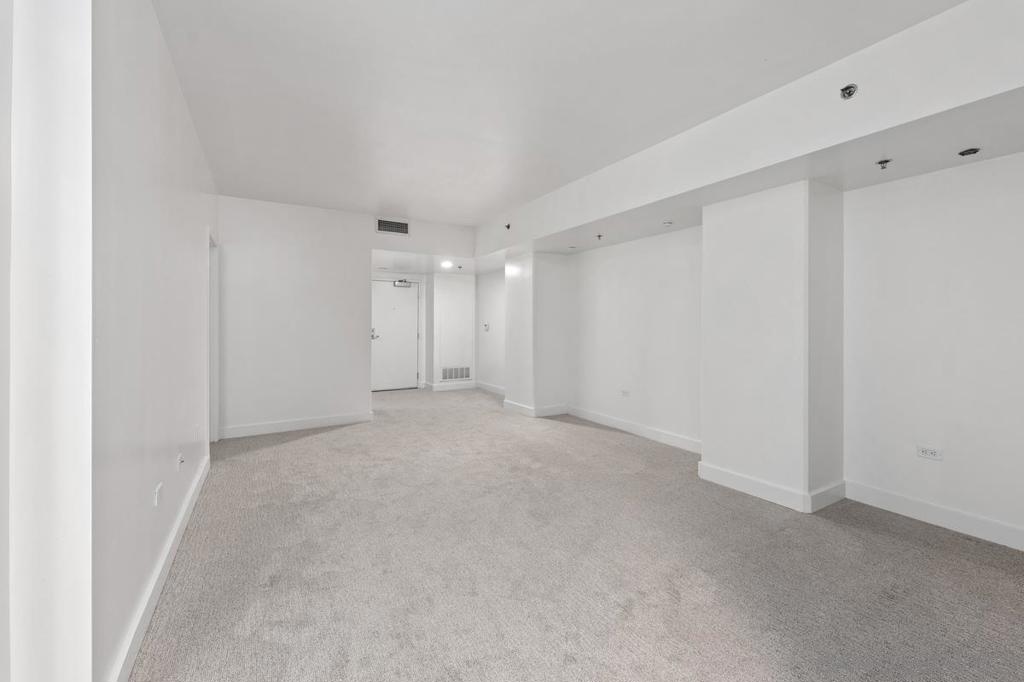 425 Beech - photo 10
