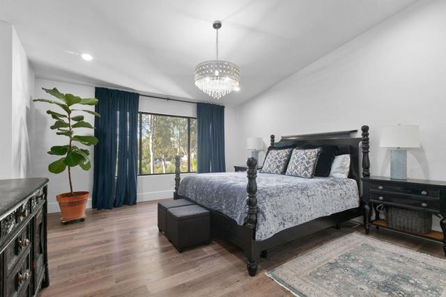 19950 Elfin Forest Ln, Escondido CA: https://media.crmls.org/mediaz/4cc32b5e-c1c5-4872-9e19-5508d7738c51.jpg