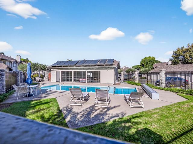 1056 Padre Drive, Salinas CA: https://media.crmls.org/mediaz/4cc3a9fb-d0d9-45b3-aa7d-770865d6549a.jpg