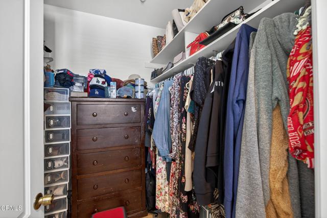 Detail Gallery Image 18 of 42 For 8514 Morningstar Ln, Canoga Park,  CA 91304 - 4 Beds | 4 Baths