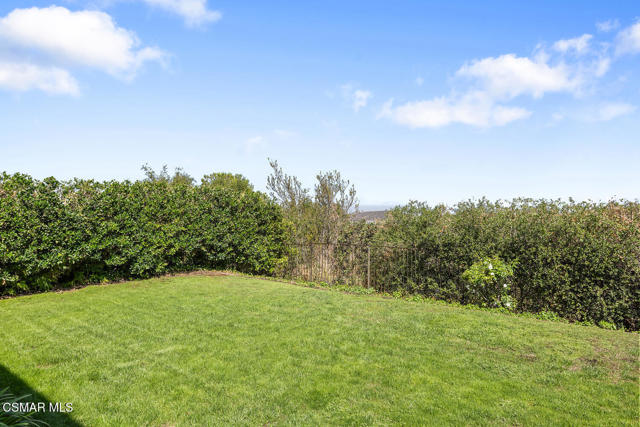 139 Los Padres Drive, Westlake Village CA: https://media.crmls.org/mediaz/4cc4d3a2-c214-4d7a-80b7-be39df19976e.jpg