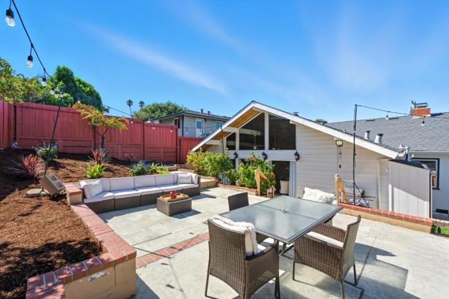217 W 40th Avenue, San Mateo CA: https://media.crmls.org/mediaz/4cc530cd-9b07-4c6a-84a4-e8a57a763b05.jpg