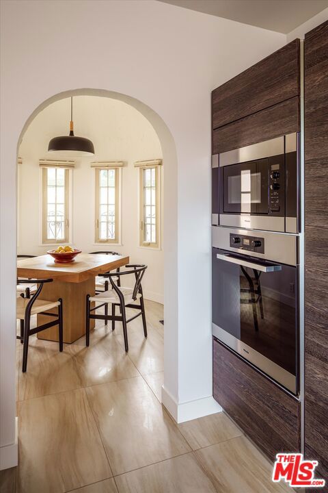 2268 Ben Lomond Drive, Los Angeles CA: https://media.crmls.org/mediaz/4cc55766-6d14-4a36-93b5-fd4b0e53ea6d.jpg