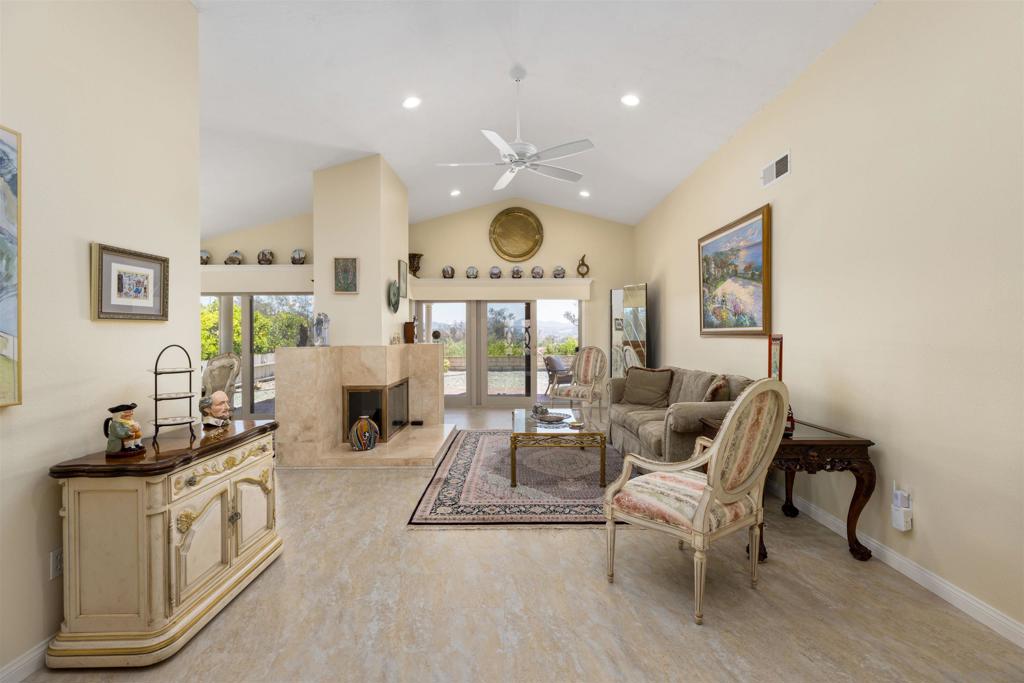 17632 Fonticello Way - photo 2