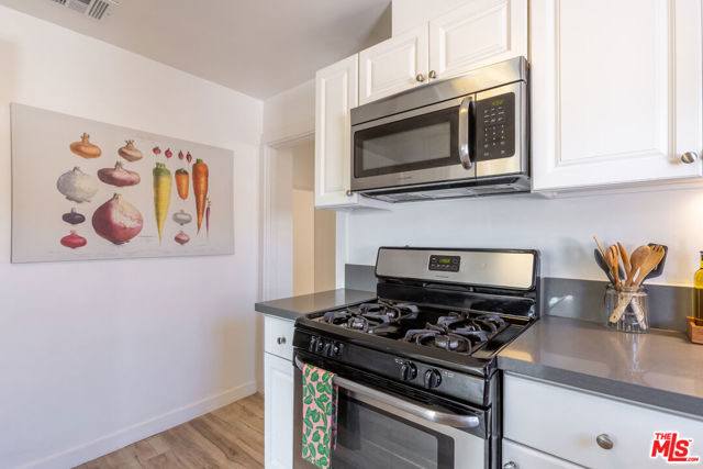 1519 Morton Terrace, Los Angeles CA: https://media.crmls.org/mediaz/4cc5d686-9272-47c8-aff8-aa37f5dc8dfe.jpg