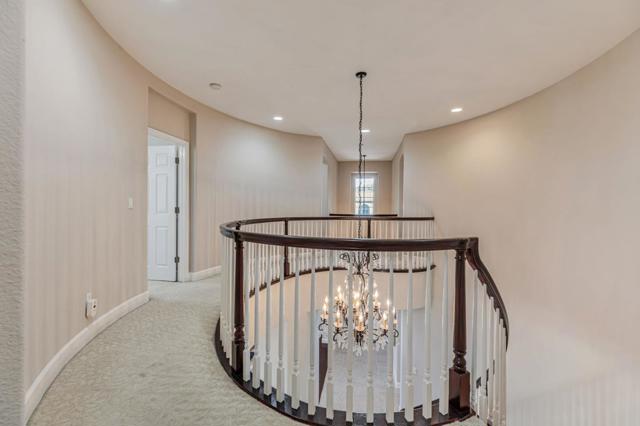 7473 Hoylake Court, Gilroy CA: https://media.crmls.org/mediaz/4cc6d84f-14d4-473e-a280-e81a3d2773f4.jpg