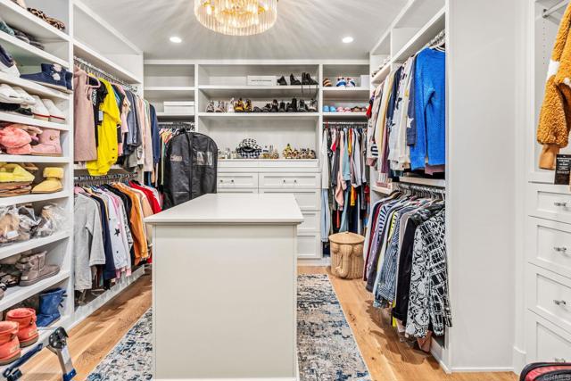 Image 16 of 32 For 40 Spinnaker Way