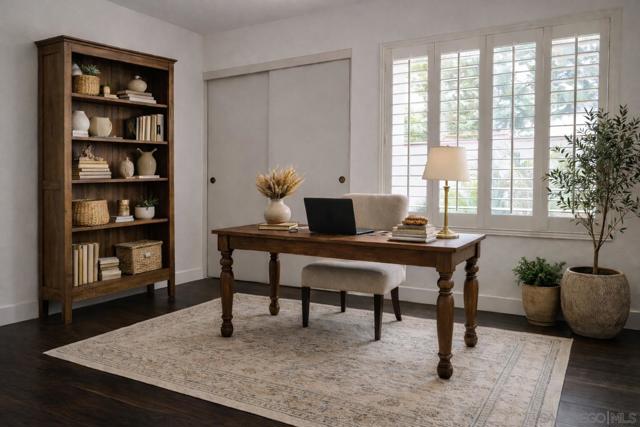 Image 16 of 55 For 672 Chateau Place