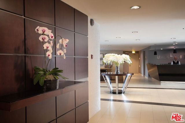 7250 Franklin Avenue, Los Angeles CA: https://media.crmls.org/mediaz/4cc8c0a9-a975-40f6-b34e-4a3c8fcef4a2.jpg