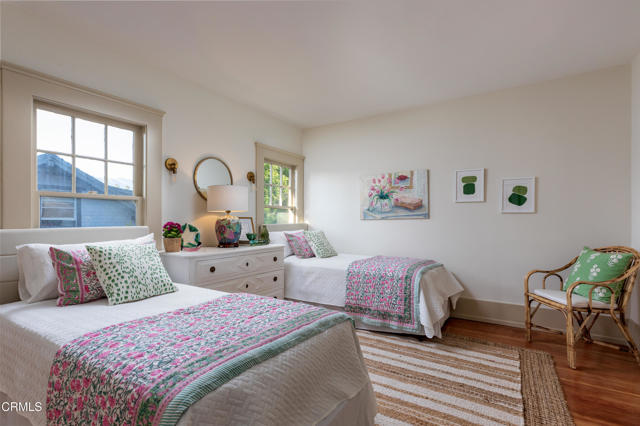 676 S Madison Avenue, Pasadena CA: https://media.crmls.org/mediaz/4cc923ee-8e76-4822-9f8d-58654d4664c0.jpg