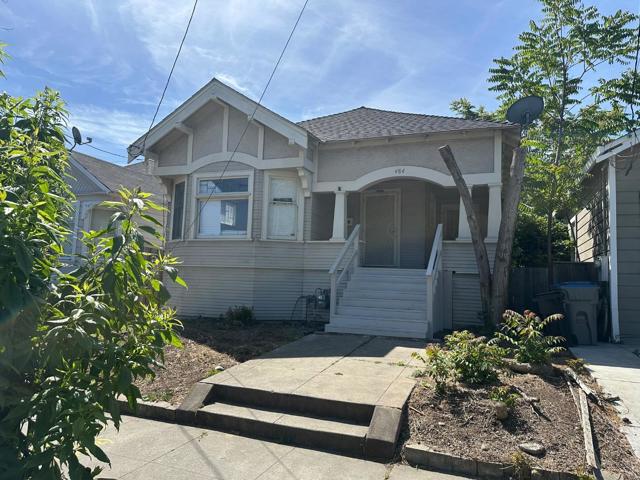 484 E Saint John Street, San Jose CA: https://media.crmls.org/mediaz/4cc9b529-e9f4-45ce-b28d-3173a2f35675.jpg