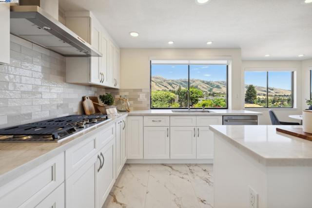 44030 Geddy Court, Fremont CA: https://media.crmls.org/mediaz/4ccb359b-5244-47c5-82d9-292407e6d34b.jpg