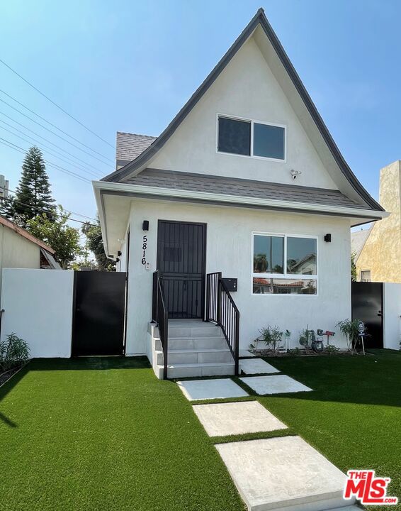 5816 Ernest Ave, Los Angeles, CA 90034