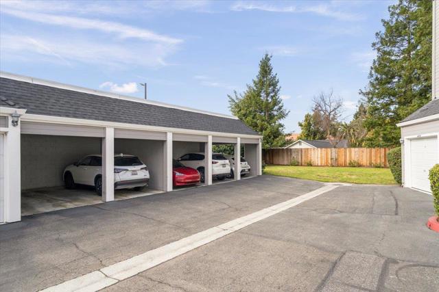 4816 Lakebird Place, San Jose CA: https://media.crmls.org/mediaz/4ccd2ad6-66df-43f0-85b9-c5f3a9758c33.jpg