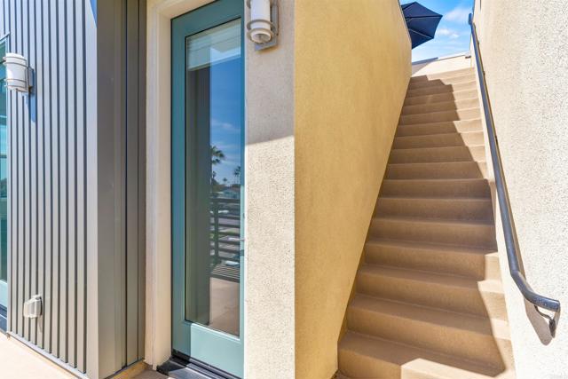 Detail Gallery Image 24 of 34 For 1573 Vista Del Mar Way #4,  Oceanside,  CA 92054 - 3 Beds | 3/1 Baths