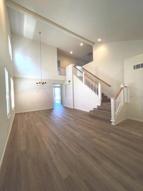 1065 Rockport Avenue, Redwood City CA: https://media.crmls.org/mediaz/4ccdc3a8-01fe-442b-94f9-240584710c59.jpg