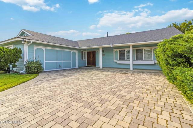 5506 Aurelia Street, Simi Valley CA: https://media.crmls.org/mediaz/4cce84e2-ae82-415b-a38c-1d596762956a.jpg