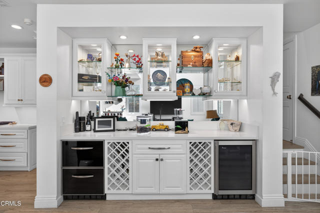 3746 Dunkirk Drive, Oxnard CA: https://media.crmls.org/mediaz/4cce92f5-f015-4d06-94db-4b6c00502013.jpg