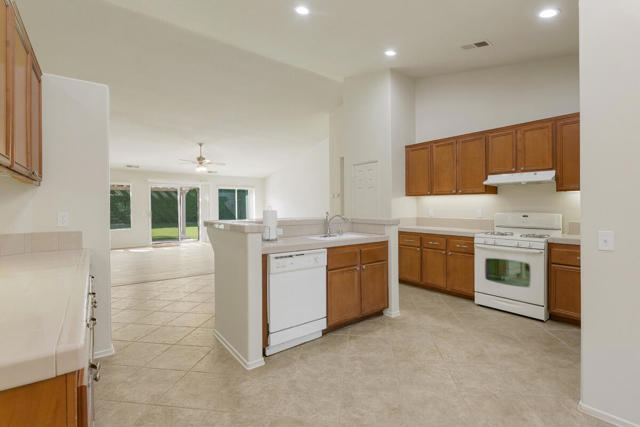 43875 Liberty Street, Indio CA: https://media.crmls.org/mediaz/4ccf1893-6cc3-4ab7-9517-c9e35bb65e57.jpg