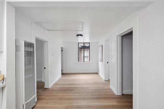 137 Holloway Avenue, San Francisco CA: https://media.crmls.org/mediaz/4ccf3324-78ec-4272-b23e-5ca385d82eb0.jpg