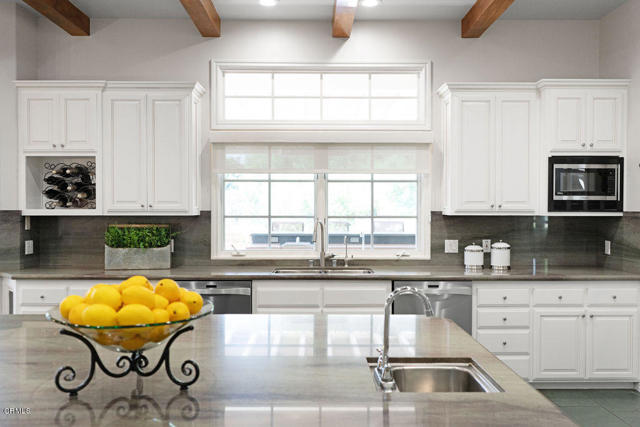Detail Gallery Image 43 of 68 For 2017 Freeborn Way, Camarillo,  CA 93012 - 6 Beds | 6/1 Baths