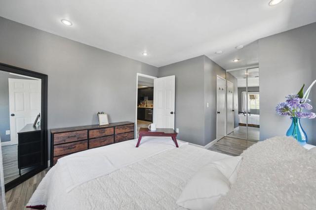 10296 Black Mountain Road, San Diego CA: https://media.crmls.org/mediaz/4cd06346-ac0e-4a4e-ace5-be9e2f655ffb.jpg
