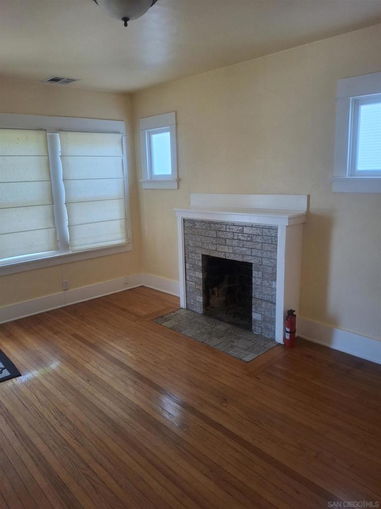 3632 Dwight Street - photo 2