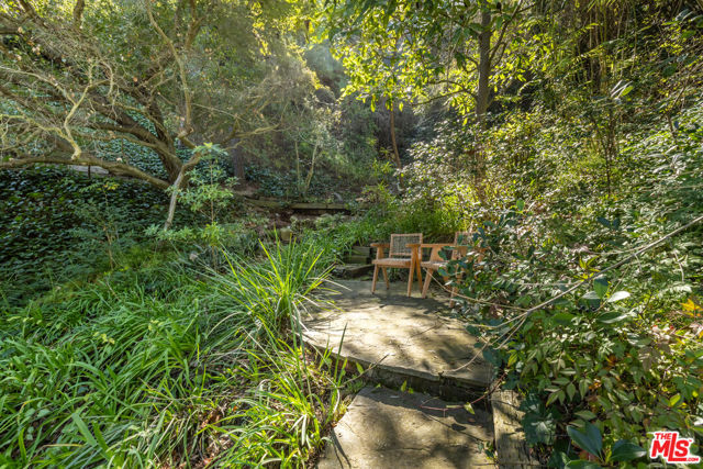 Image 54 of 72 For 10686 Somma Way