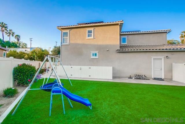 Image 66 of 75 For 9221 Helix Mesa Way