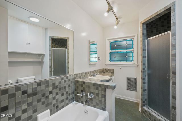 664 Monterey Road, South Pasadena CA: https://media.crmls.org/mediaz/4cd1c683-a565-4b1f-86cf-839f09e61a62.jpg