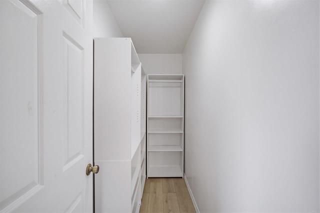 Detail Gallery Image 14 of 35 For 304 Edgerton, San Bernardino,  CA 92405 - 4 Beds | 3 Baths