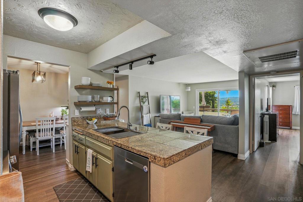 4Cd31B9F E9Ee 4C89 911E Ee43Ac58F136 31940 Del Cielo Este #D3, Bonsall, Ca 92003 &Lt;Span Style='BackgroundColor:transparent;Padding:0Px;'&Gt; &Lt;Small&Gt; &Lt;I&Gt; &Lt;/I&Gt; &Lt;/Small&Gt;&Lt;/Span&Gt;