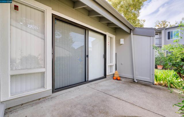 Image 1 of 23 For 1215 Kenwal Rd  D