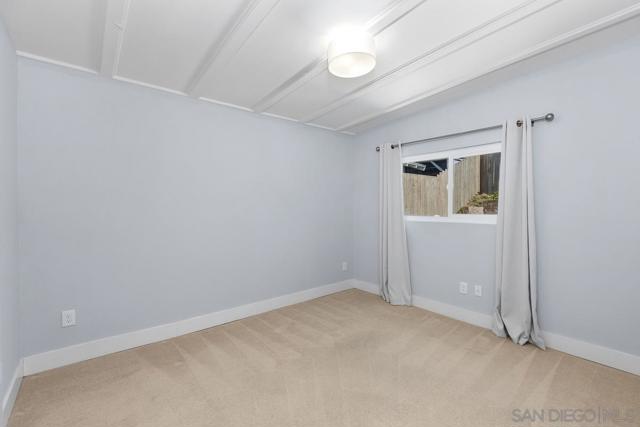 9956 Via Debbie, Santee CA: https://media.crmls.org/mediaz/4cd4a6c8-24cc-4a24-96aa-7517c27ad297.jpg