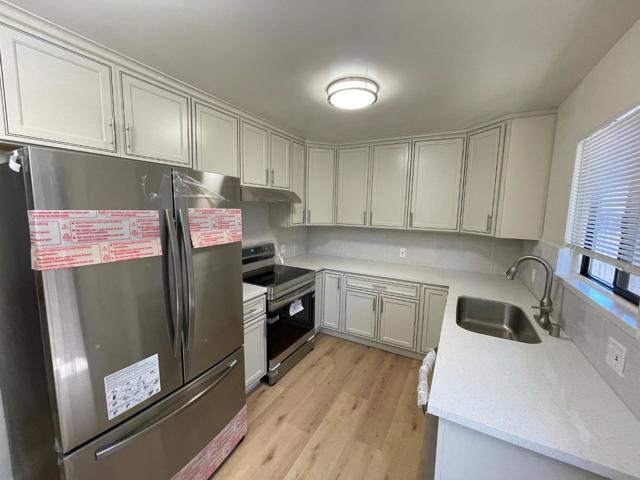 Image 16 of 26 For 4418 Hamilton