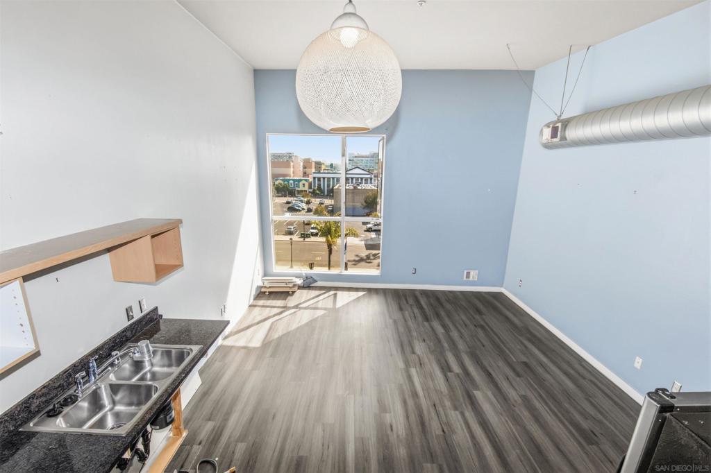 777 6th Avenue - photo 11