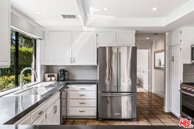 72305 Rodeo Way, Rancho Mirage CA: https://media.crmls.org/mediaz/4cd9a44d-476b-4d87-8ebc-e5887937be09.jpg