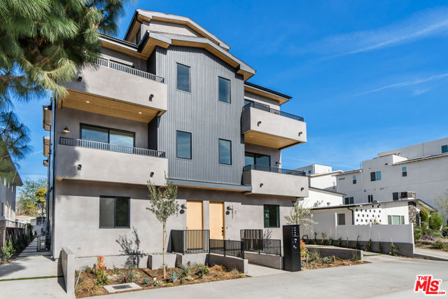 10819 Morrison Street, North Hollywood CA: https://media.crmls.org/mediaz/4cd9acdc-659e-45e0-9cf2-92b09bf2b68c.jpg