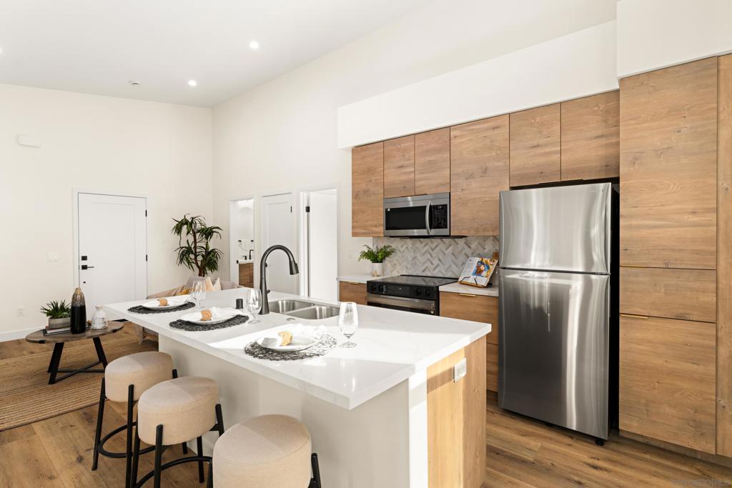 MLS #250040216SD image #33