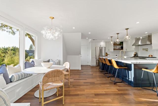 10 Bennett Road, Redwood City CA: https://media.crmls.org/mediaz/4cd9cf8e-f9a6-41a4-a6fb-da739fa7fb66.jpg