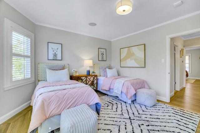 430 26th Avenue, San Mateo CA: https://media.crmls.org/mediaz/4cdb2630-ea28-4828-a385-98c2622f7518.jpg