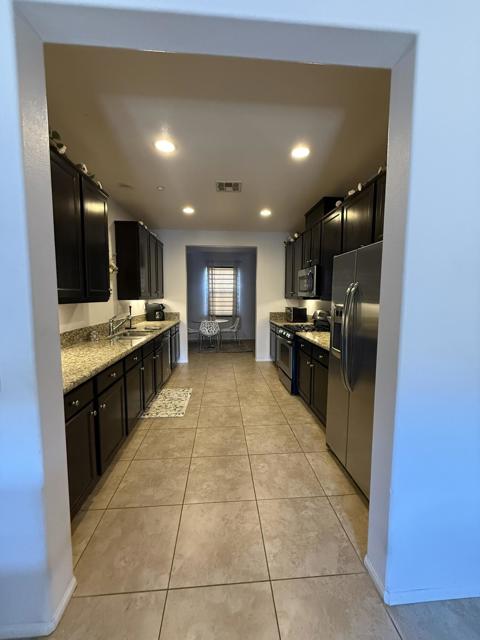 250 Paseo Bravo, Palm Desert CA: https://media.crmls.org/mediaz/4cdbdf31-4632-4ac3-8b8a-407980348caf.jpg