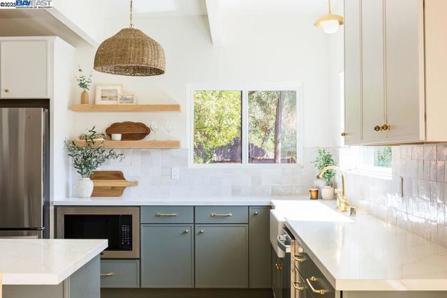 620 Manzanita Ave, Boulder Creek CA: https://media.crmls.org/mediaz/4cdde130-bf17-4fdc-a2c6-16e18c292dac.jpg