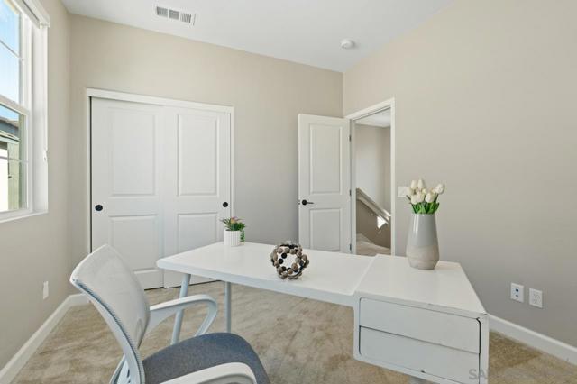 1938 Julie Dawn Pl, Escondido CA: https://media.crmls.org/mediaz/4cdde143-624a-4047-a764-b4a5bf420510.jpg