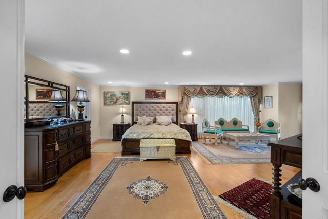 Detail Gallery Image 48 of 75 For 10310 Fuerte Dr, La Mesa,  CA 91941 - 7 Beds | 7/1 Baths