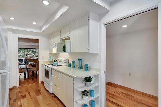 5302 Cribari, San Jose CA: https://media.crmls.org/mediaz/4cdf2260-b926-40e2-9304-2b6c0119cf96.jpg