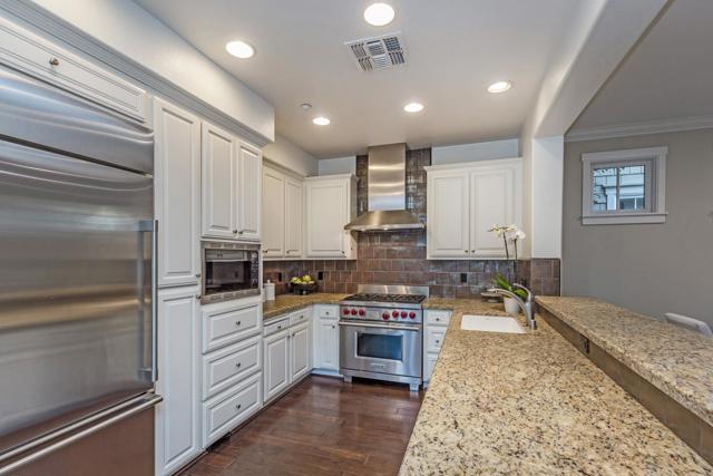 207 Pearl Lane, Menlo Park CA: https://media.crmls.org/mediaz/4cdf4289-9b13-42f6-887b-ca3d6d724c12.jpg