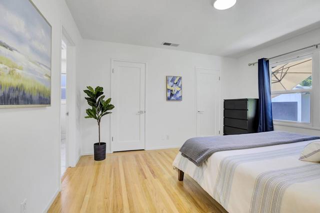 667 Cuesta Drive, Los Altos CA: https://media.crmls.org/mediaz/4cdf9a71-62a7-40fa-b32d-2ee438378741.jpg